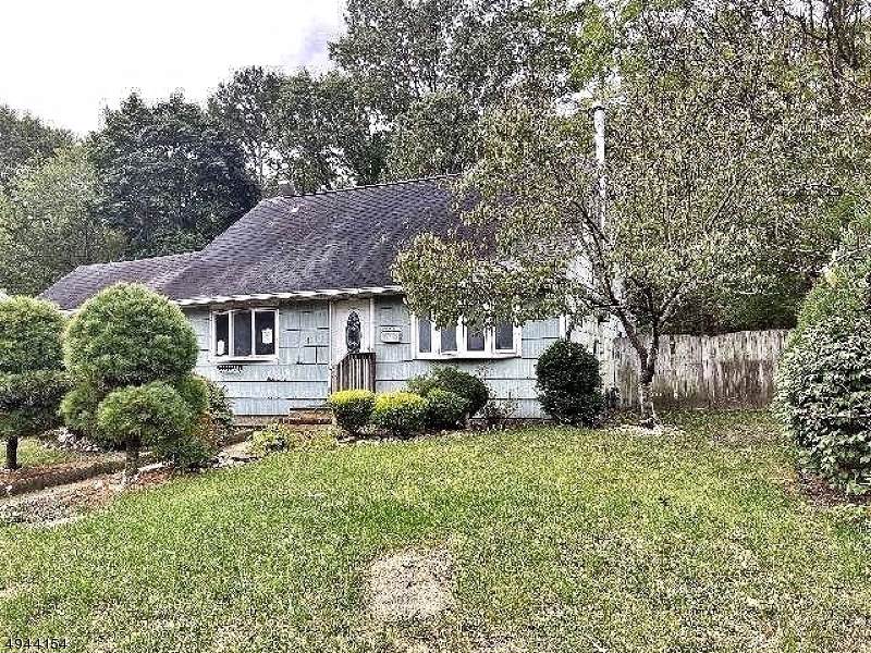 42 Cedar Ct - Photo 1
