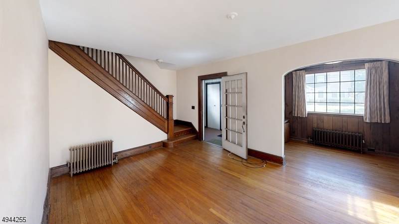 163 Grove St - Photo 1