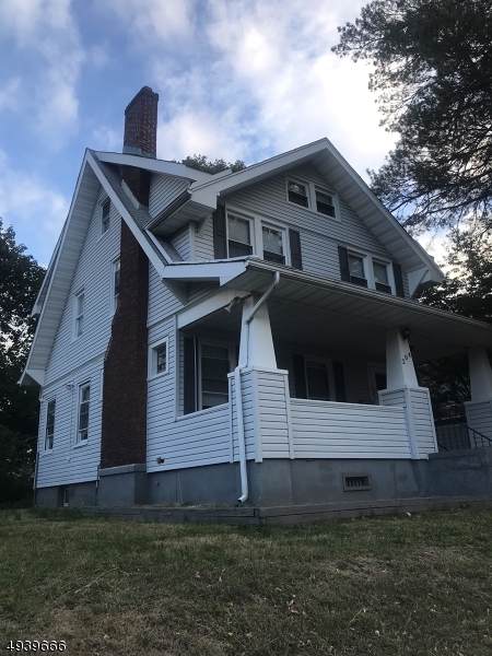 204 Clinton Ave - Photo 1