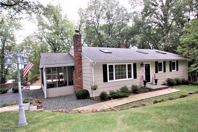 72 Edgemont Rd - Photo 1