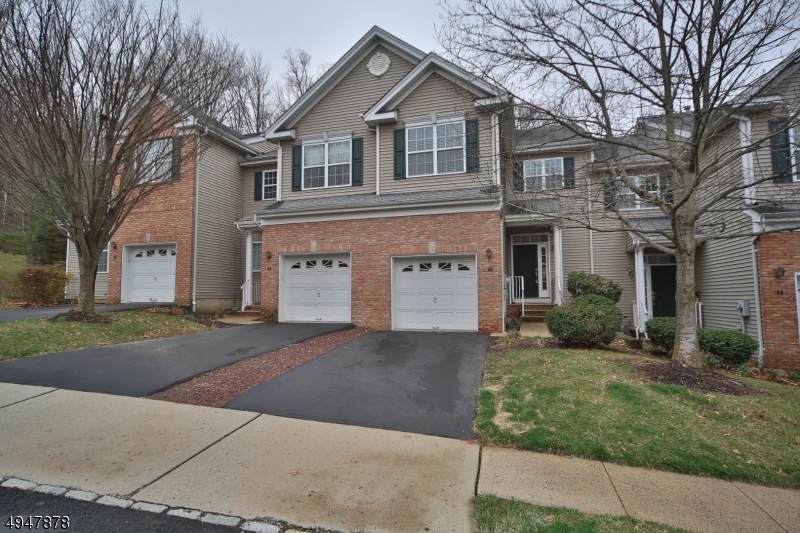46 Hoover Ave - Photo 1