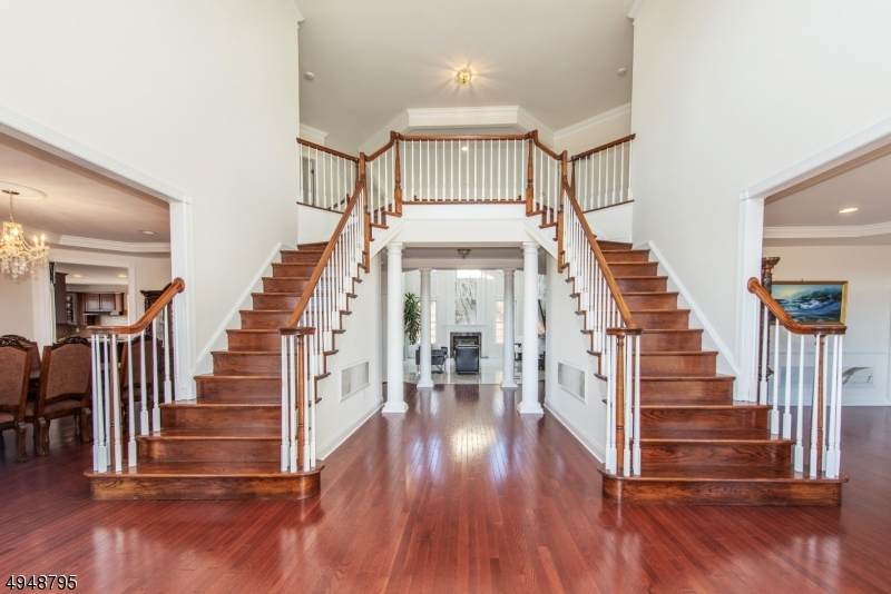 15 Chapel Hill Ct - Photo 1