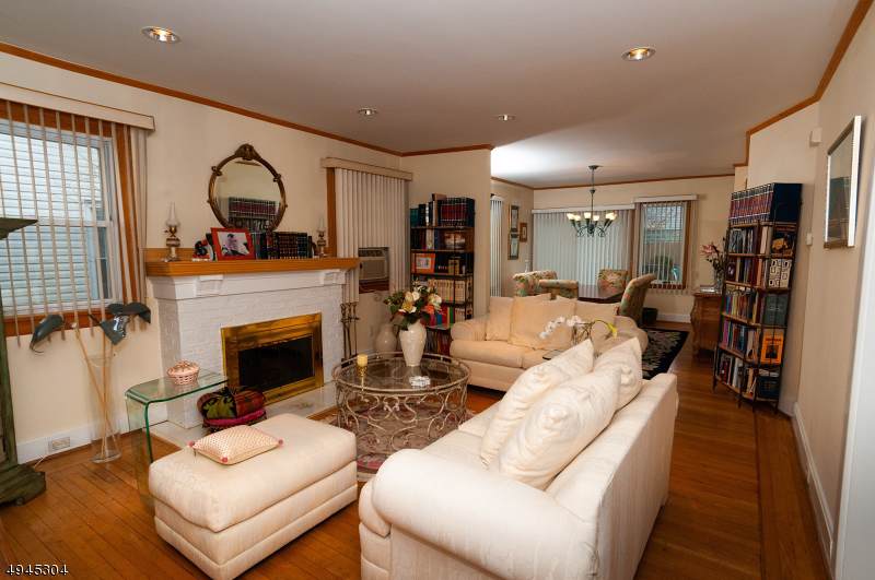 44 Princeton Rd - Photo 1