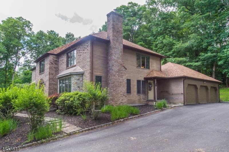 60 Lambert Dr - Photo 1