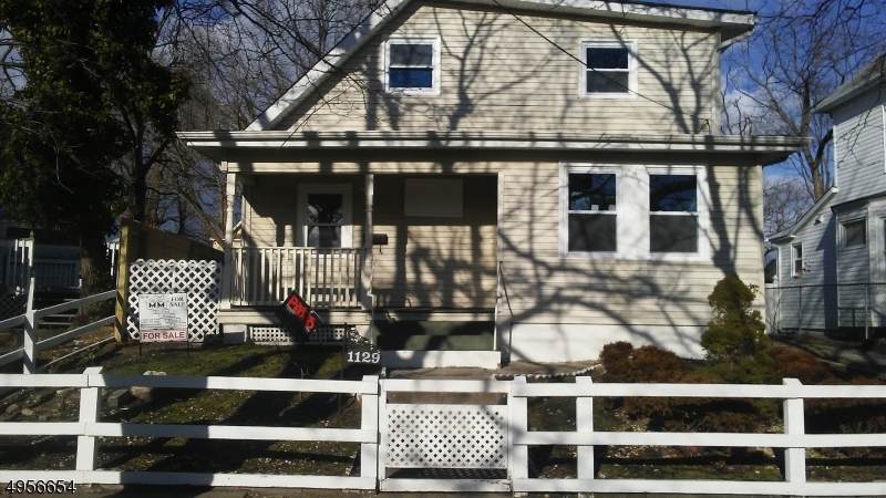 1129 Monroe Ave - Photo 1