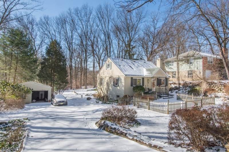 73 Rockaway Dr - Photo 1