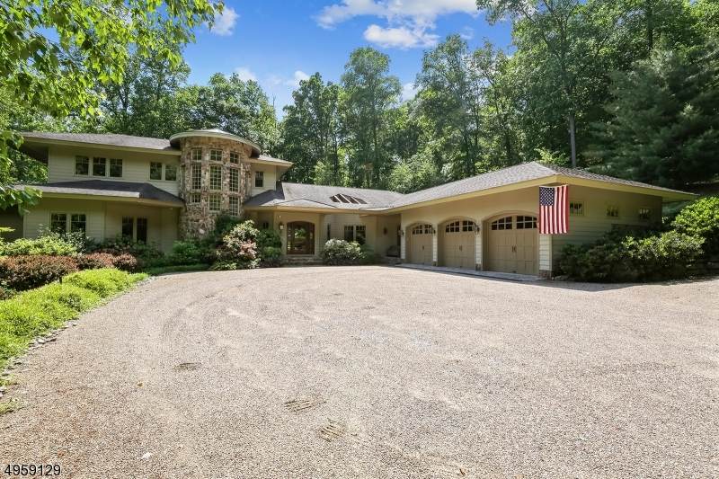 123 Mosle Rd - Photo 1