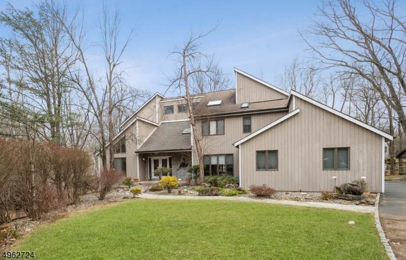 17 Adams Rd - Photo 1