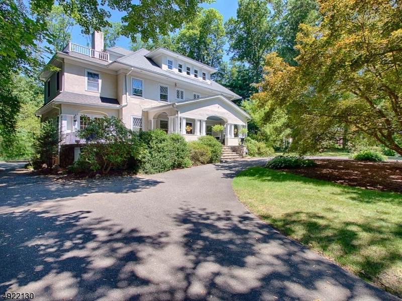 101 Boulevard - Photo 1