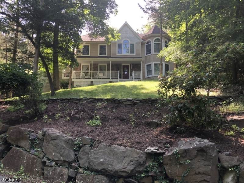 73 Alder Ave - Photo 1