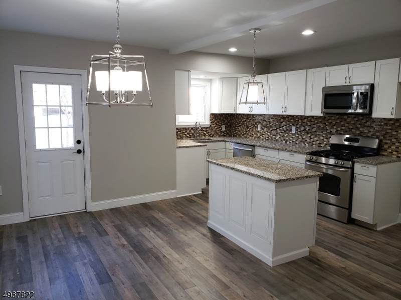 159 Orchard St - Photo 1