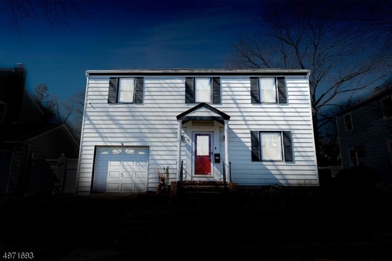 94 Russell Ave - Photo 1