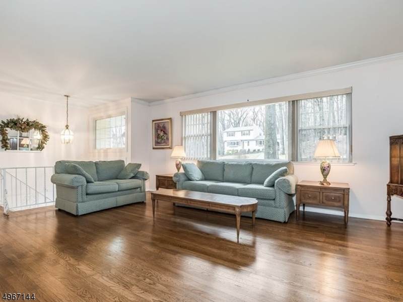 64 Fawnridge Dr - Photo 1