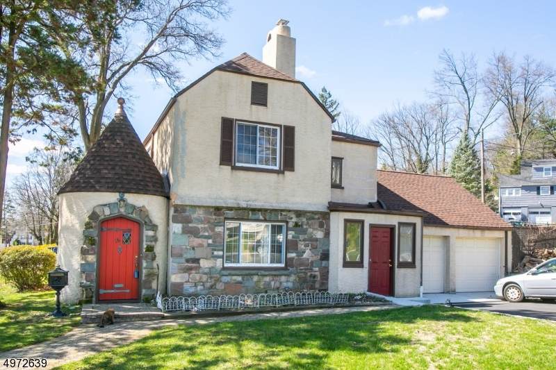 18 Winding Way - Photo 1