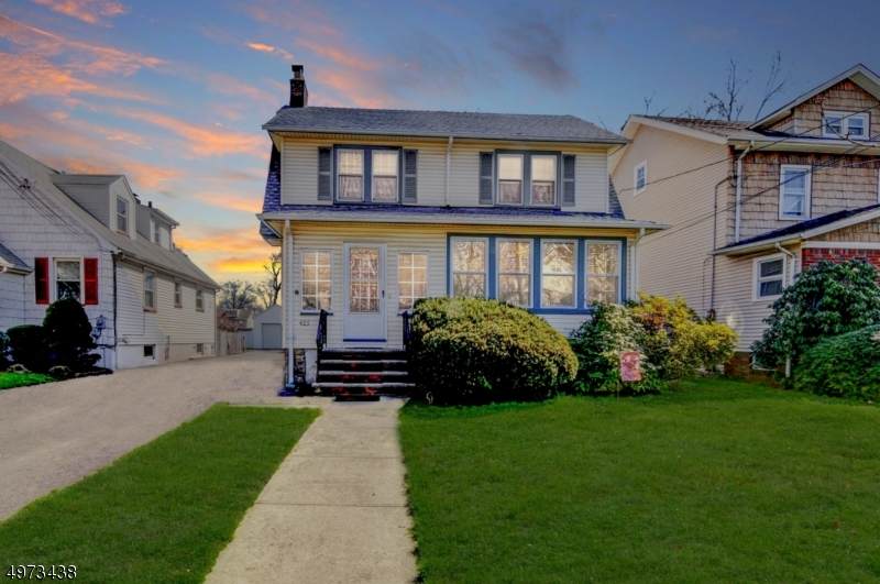 425 Walnut St - Photo 1