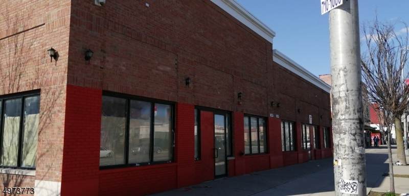 1129 Broad St - Photo 1