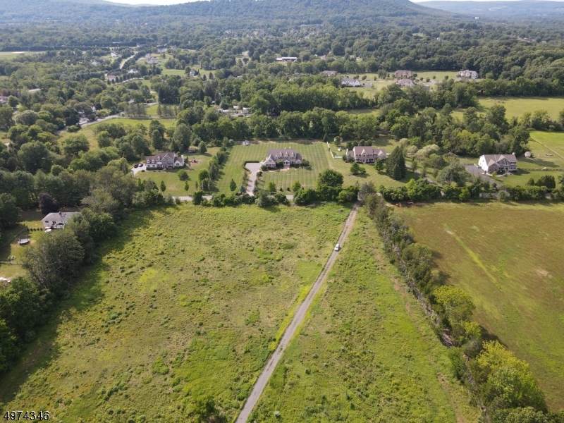 138 Kosciuszko Rd - Photo 1