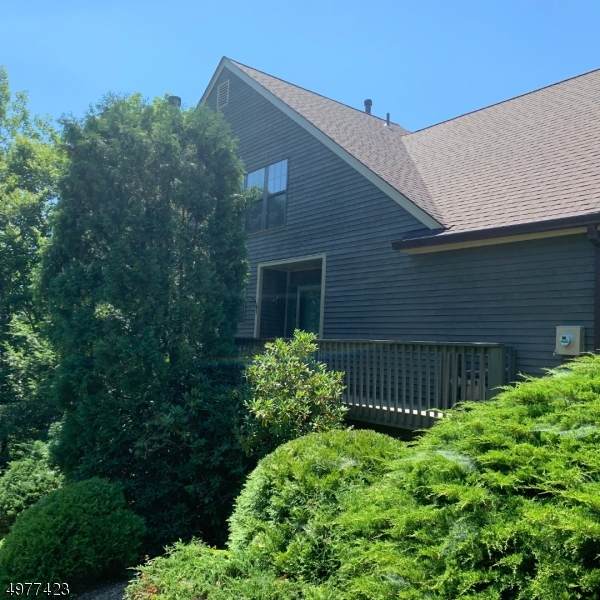 46 Manchester Ln - Photo 1
