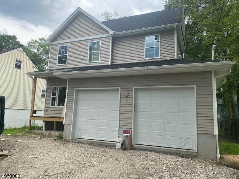13 Chesapeake Ave - Photo 1