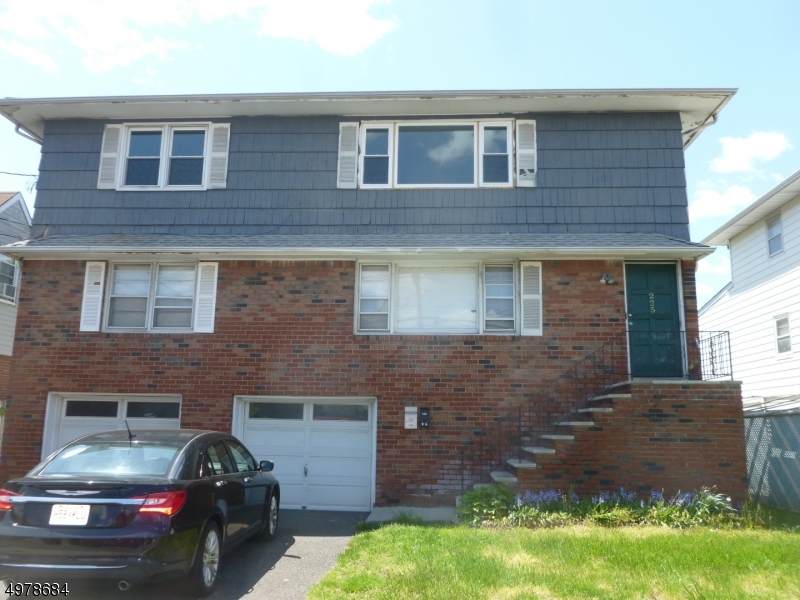 225 5TH ST - Photo 1