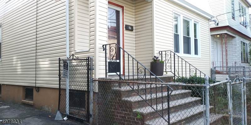 96 Grand Ave - Photo 1
