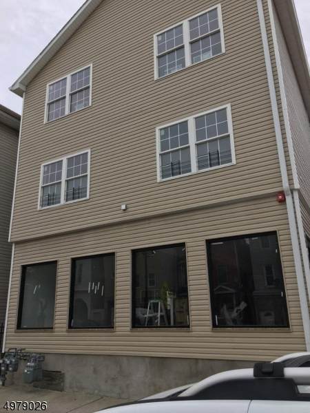 626 Main St - Photo 1
