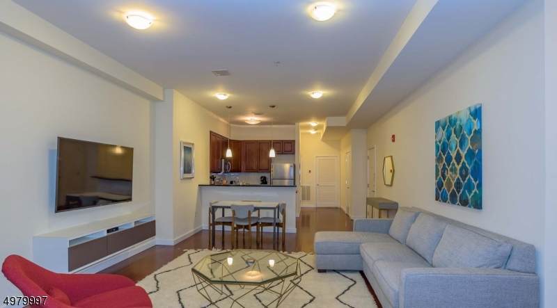 340 Grove St - Photo 1