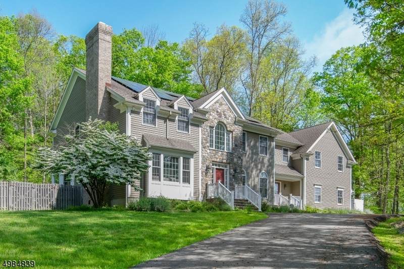 82 Ironia Rd - Photo 1