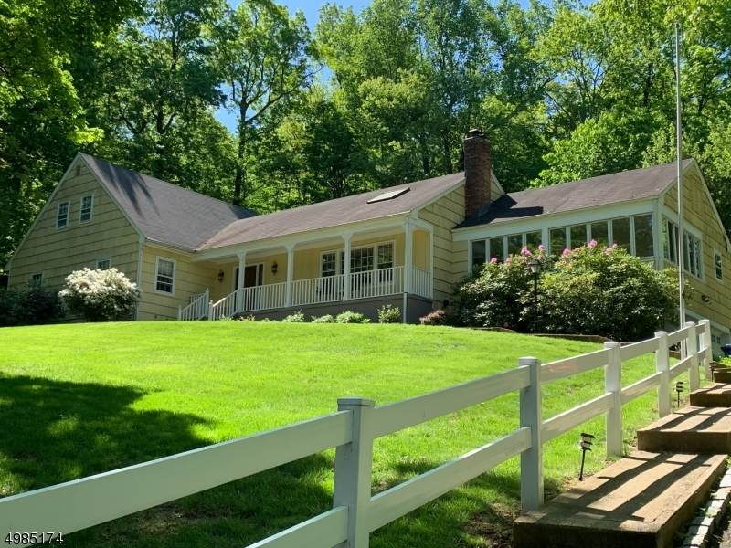 5 Oxbow Ln - Photo 1
