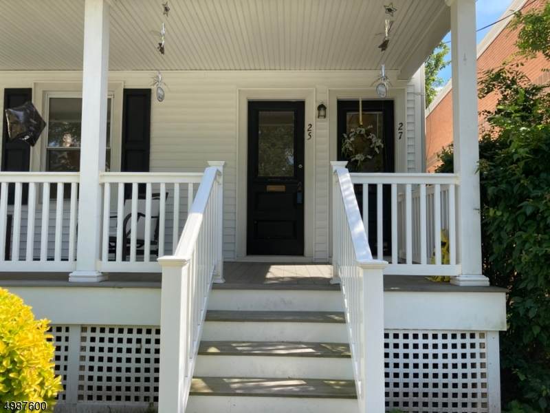 25 Somerset St - Photo 1