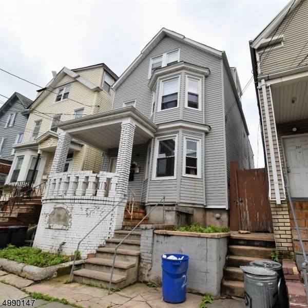253 S 8Th St - Photo 1