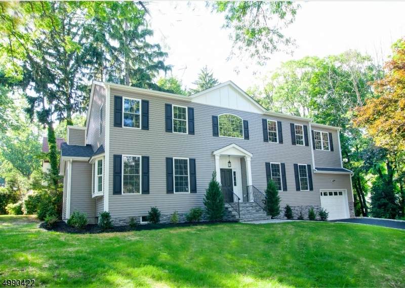 130 Hillside Ave - Photo 1