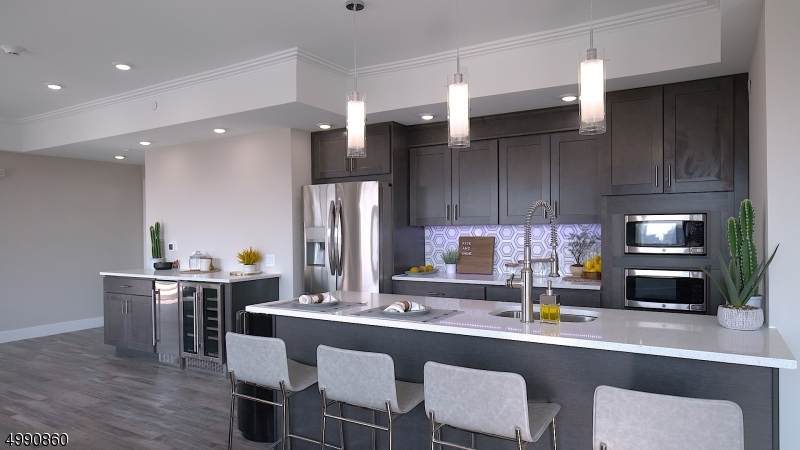 94 Polk St - Photo 1