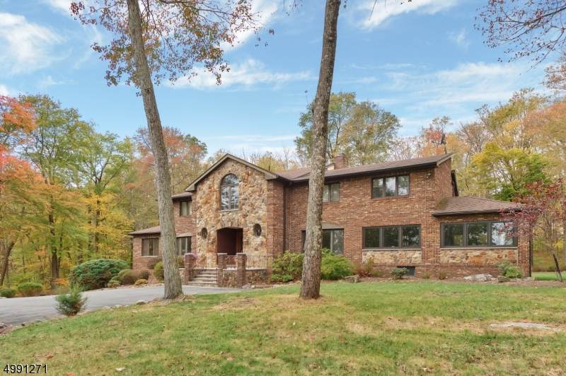 5 Hillcrest Rd - Photo 1