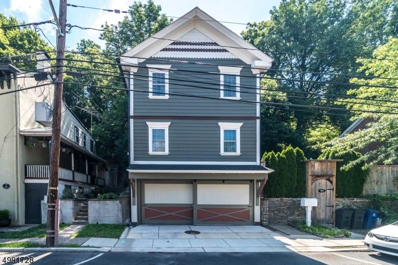 150 S Main St - Photo 1