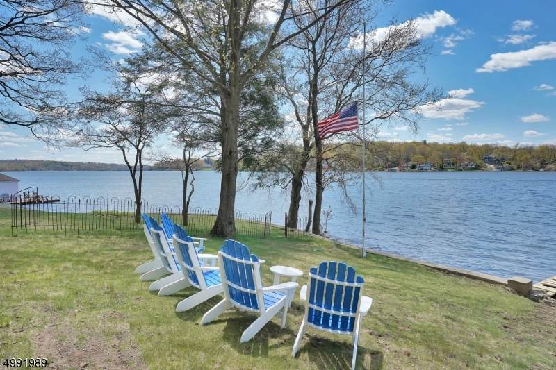 60 Halsey Island - Photo 1