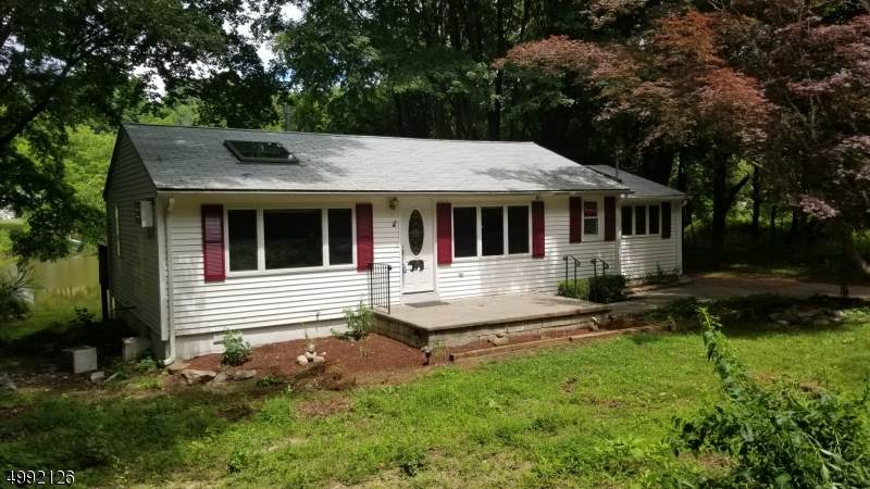305 Lakewood Ter. Lakefront - Photo 1