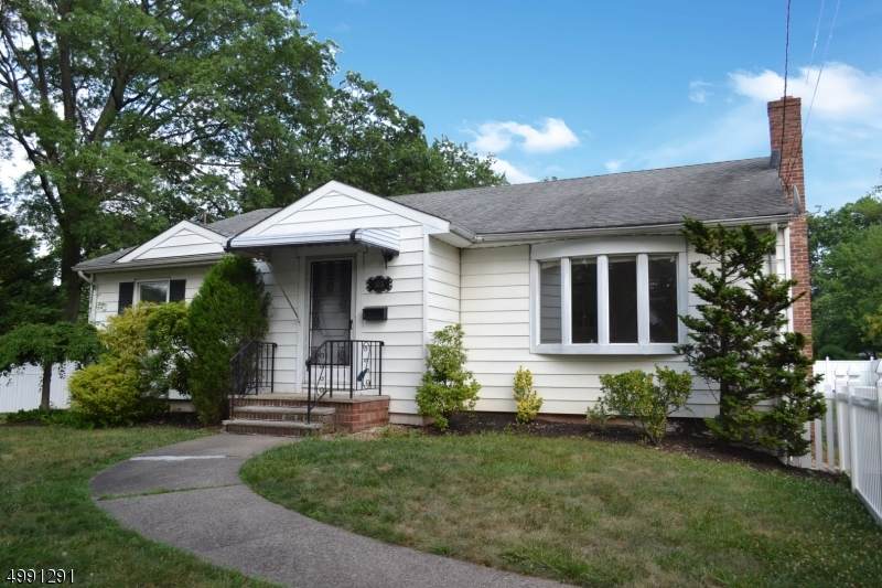 103 Marlboro St - Photo 1