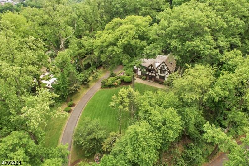 50 Bradford Ave - Photo 1