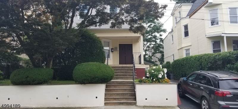 16 Noll Pl - Photo 1