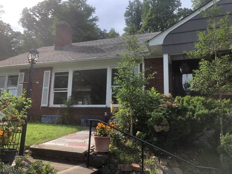 345 Forest Hill Way - Photo 1