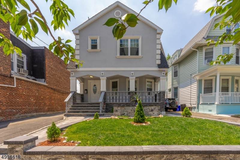 56 Franklin St - Photo 1