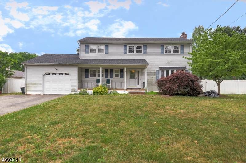 19 Eastbrook Rd - Photo 1