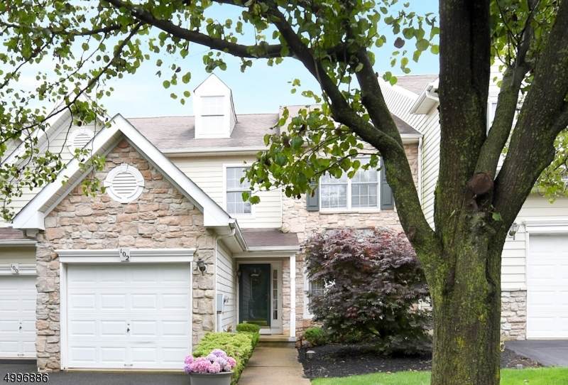 102 Patriot Hill Dr - Photo 1