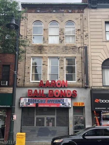 90 Broadway - Photo 1