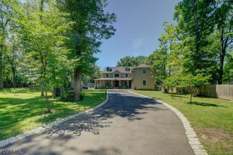113 Columbia Tpke - Photo 1