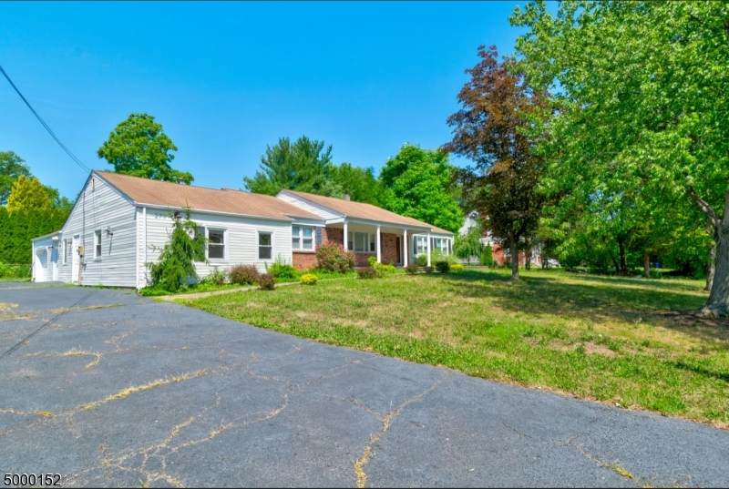 270 N Beverwyck Rd - Photo 1