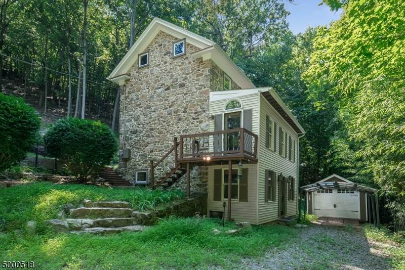 3 Central Railroad Ave - Photo 1