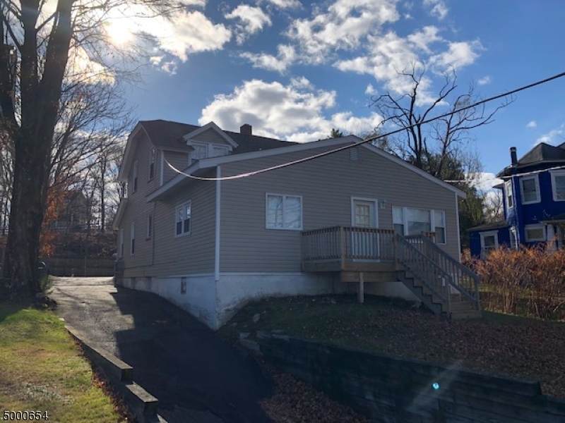 305 E Main St - Photo 1