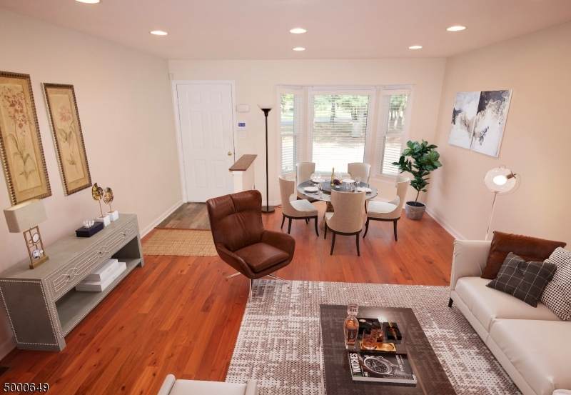 11 Tree Top Rd - Photo 1